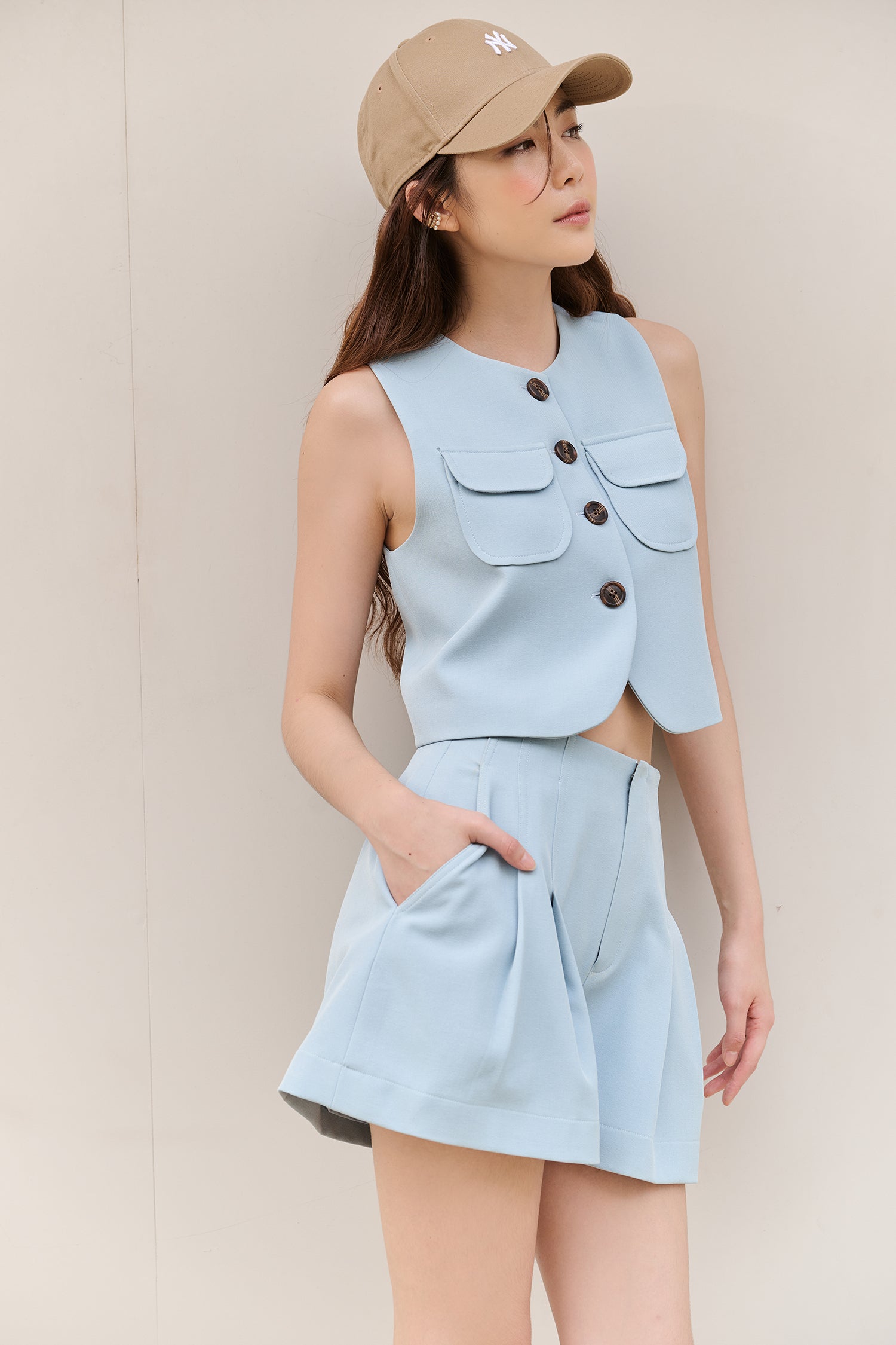 DOONA SHORTS